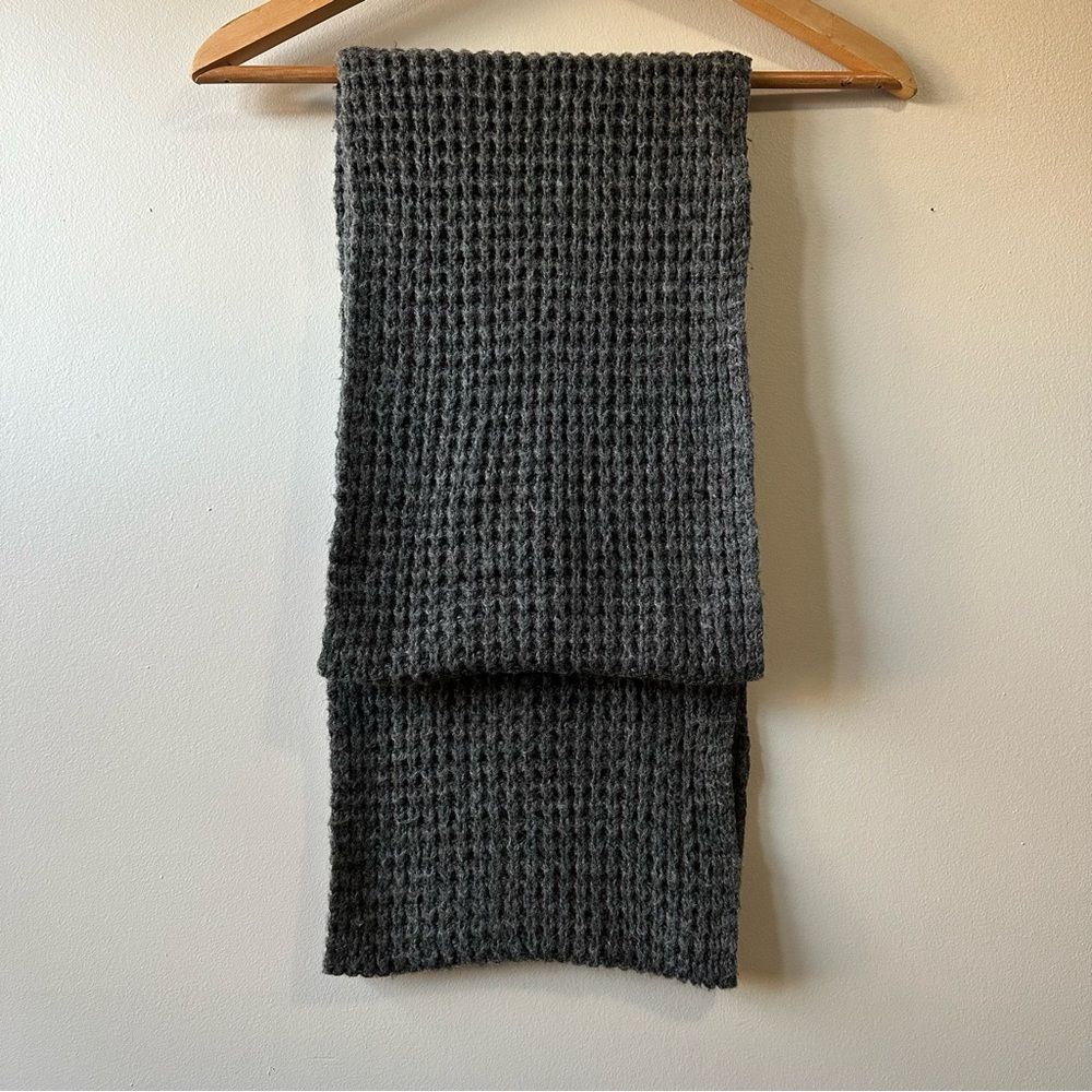 Target Waffle Gray Crochet Knit Infinity Winter Cold Weather Normcore Scarf